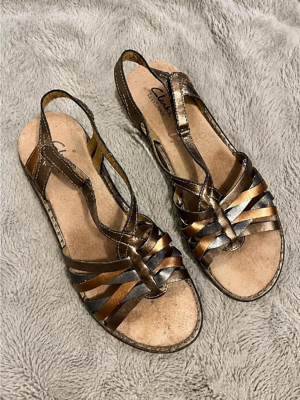 Clarks Women's Brown Metallic Strappy Slingback Leather Sandals